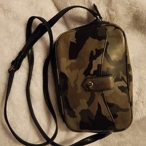 GILI Crossbody Leather Camouflage Purse with lots of organization